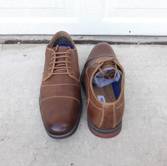 Steve Madden - Picture 3 of 3